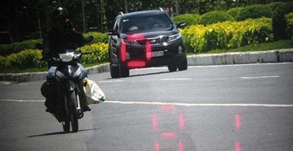 Mức xử phạt xe ô tô chạy quá tốc độ từ 20 - 35km/h năm 2023 1 qua toc do 20 35kmh 1 e1680177859902
